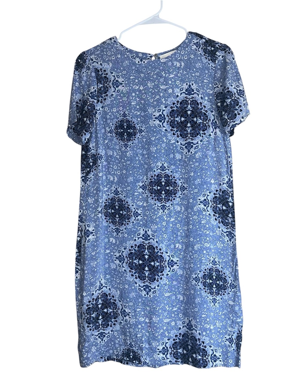 H&M Light Blue and Navy Floral Paisley Short Sleeve Shift Dress NWT Sz 2
